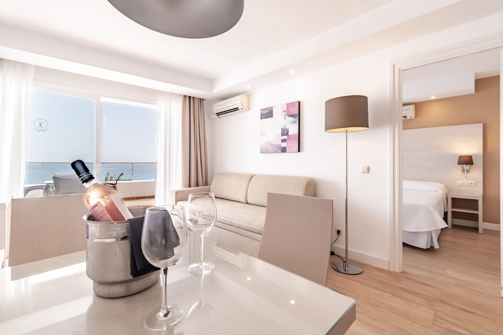 Puerto Azul Marbella 39/70