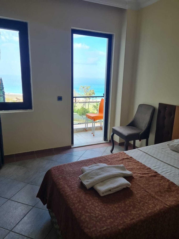 Hotel Sun Fire Beach 25/57