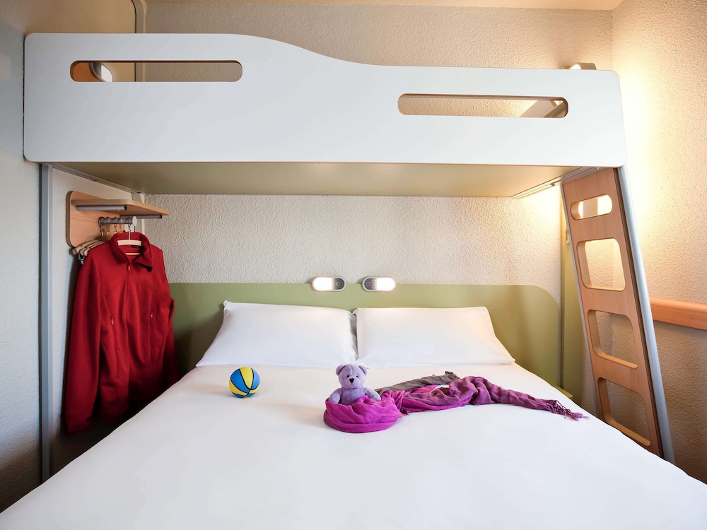 Ibis Budget Pontault Combault Rn4 Marne La Vallee 6/40