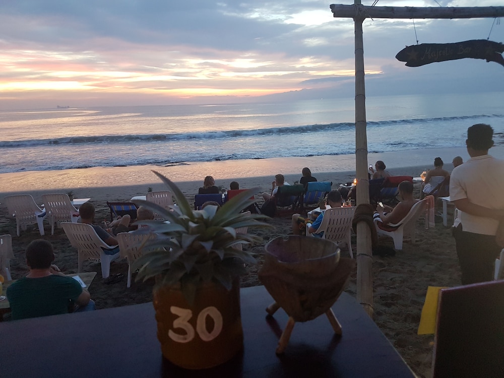 LANTA PARADISE BEACH RESORT 53/60