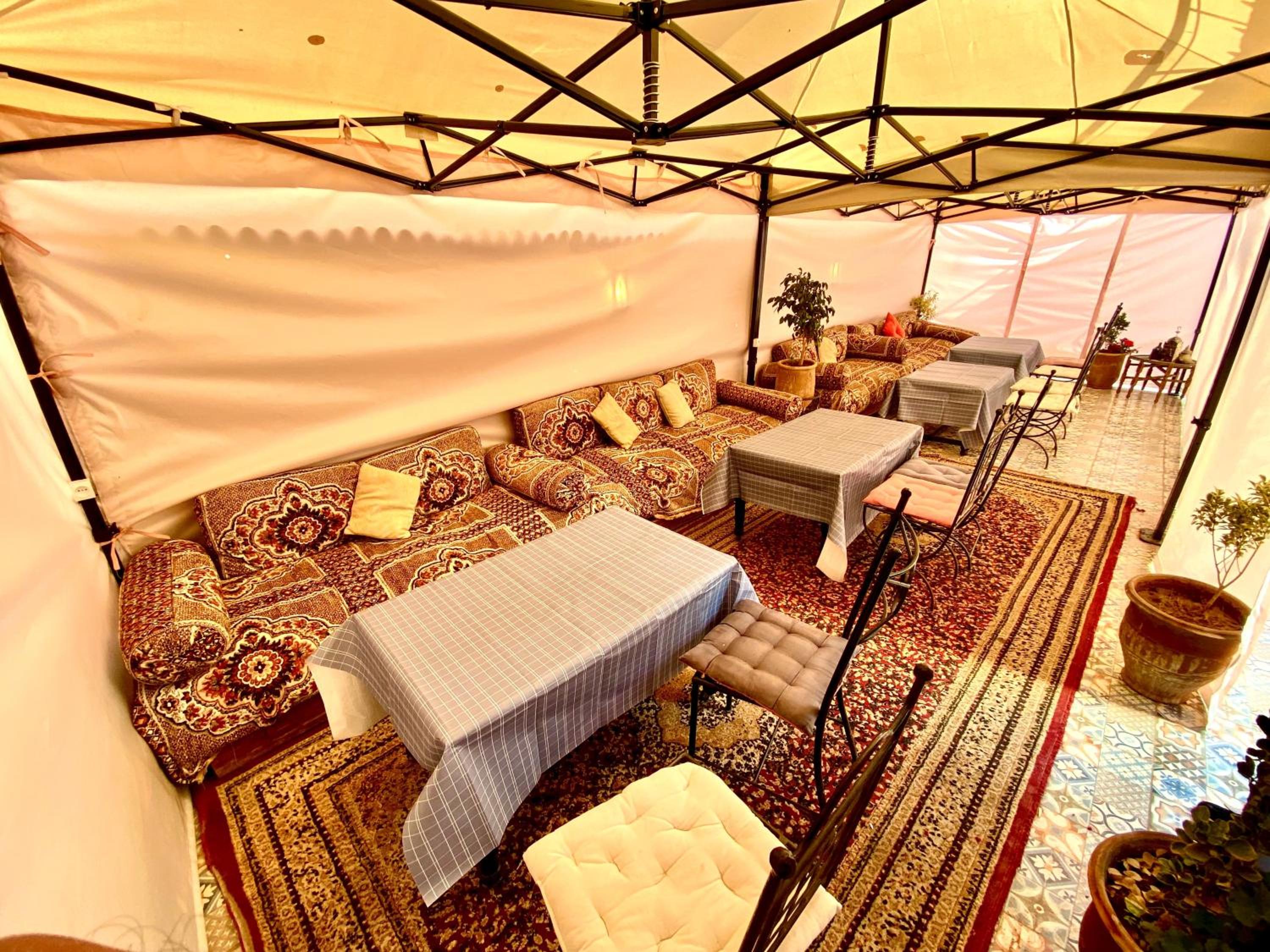 Riad Nouhal 26/38