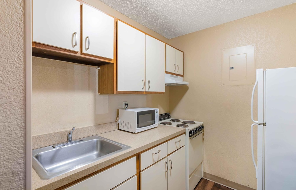 Extended Stay America - Denver - Tech Center South 51/52
