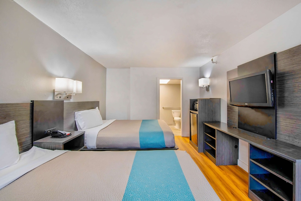 Motel6 Byron, GA 15/27