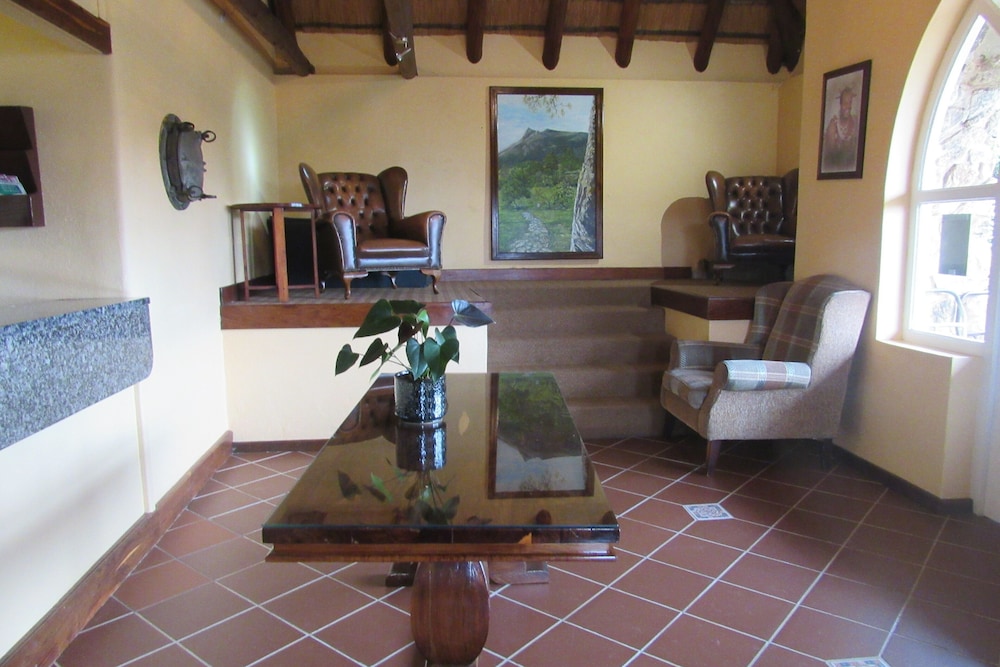 Emafini Country Lodge 27/57