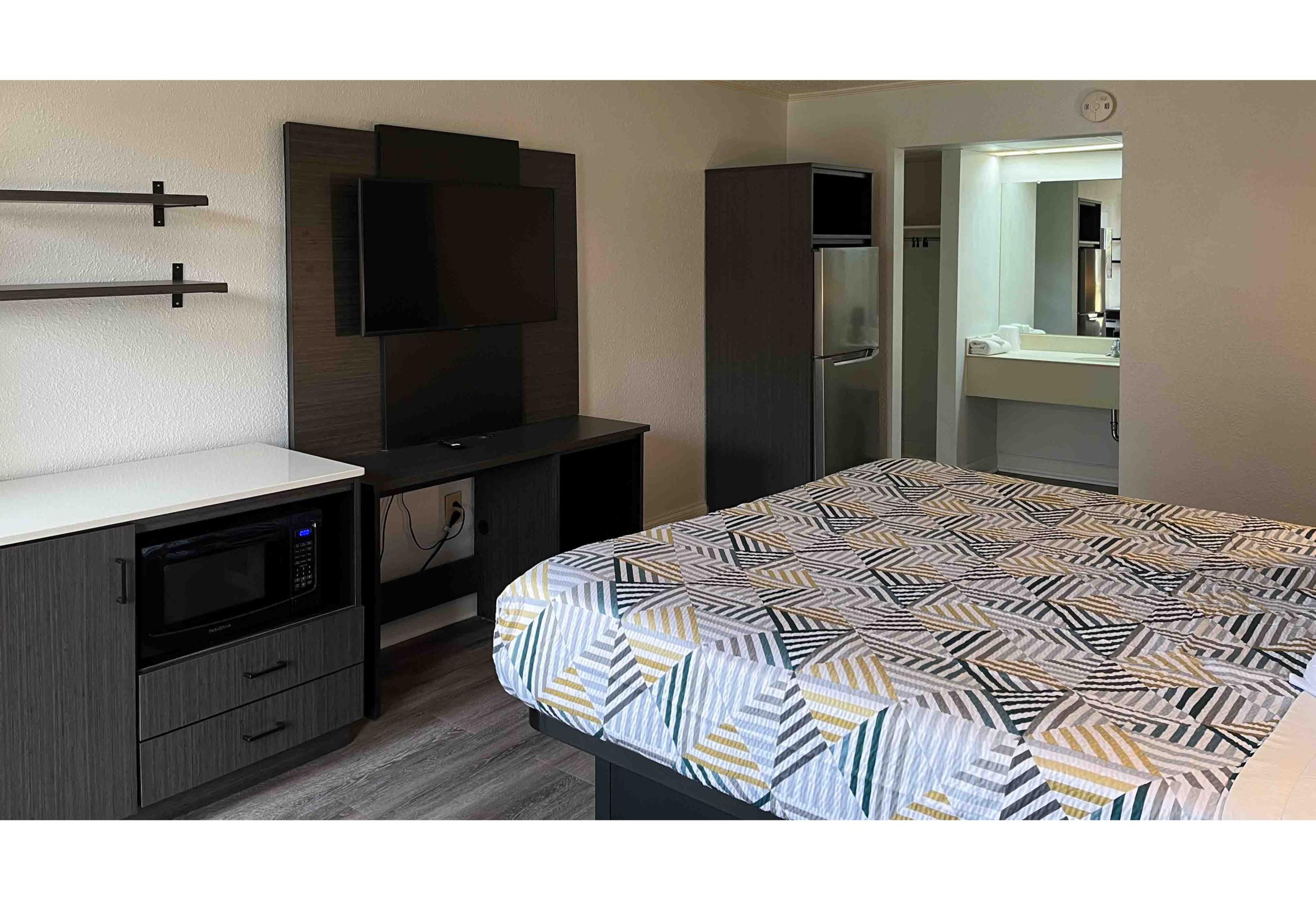 Studio6 Suites Perry, GA 21/25