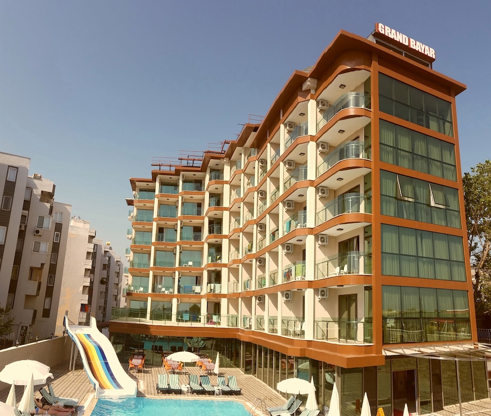 Grand Barhan Hotel 13/50