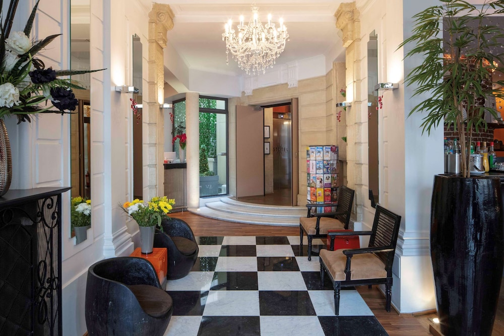 Lobby at Le 123 Elysees Astotel, PARIS