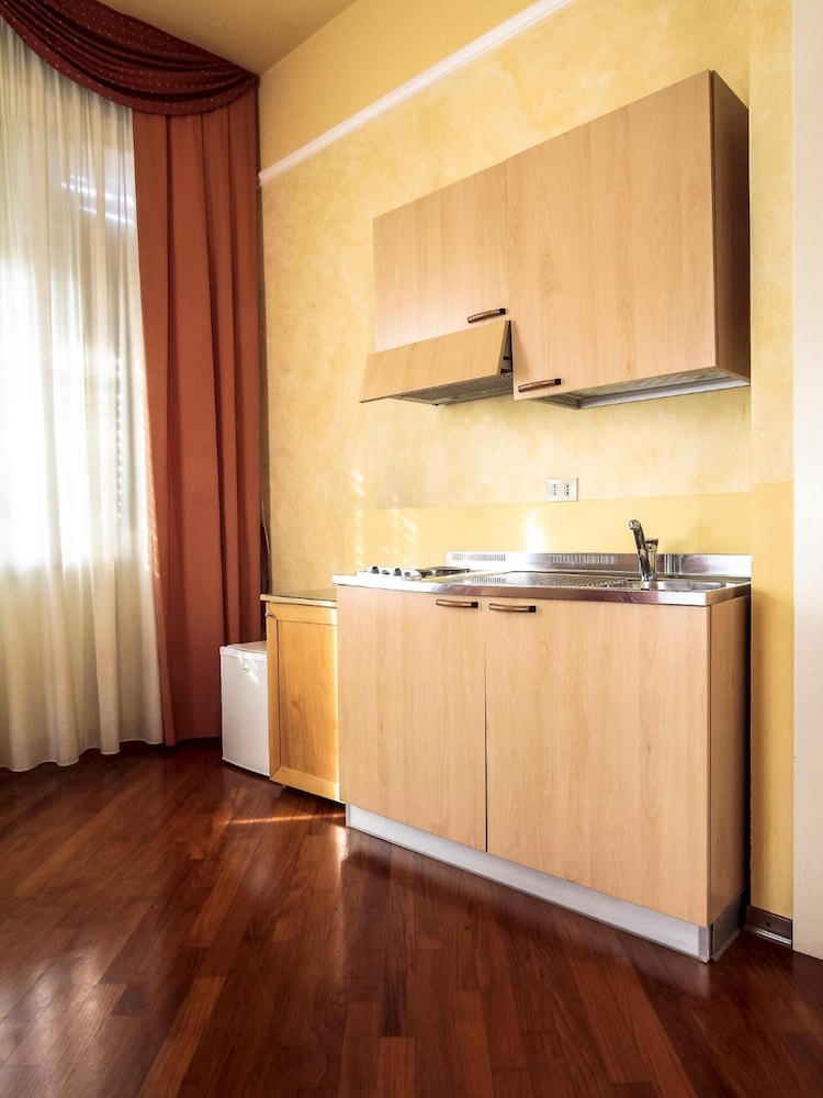 Hotel Soggiorno Athena 41/64
