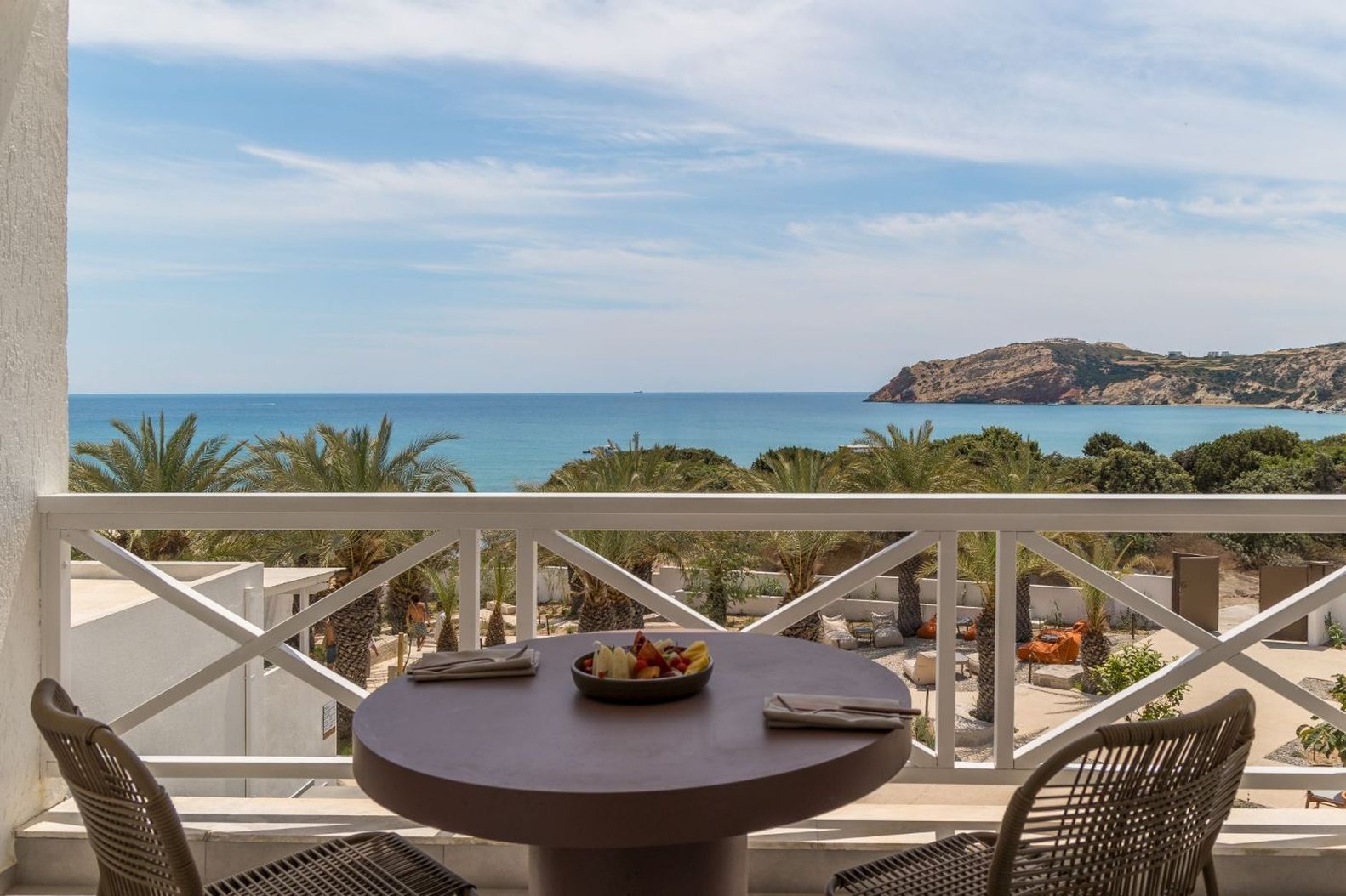 GOLDEN MILOS BEACH 35/51
