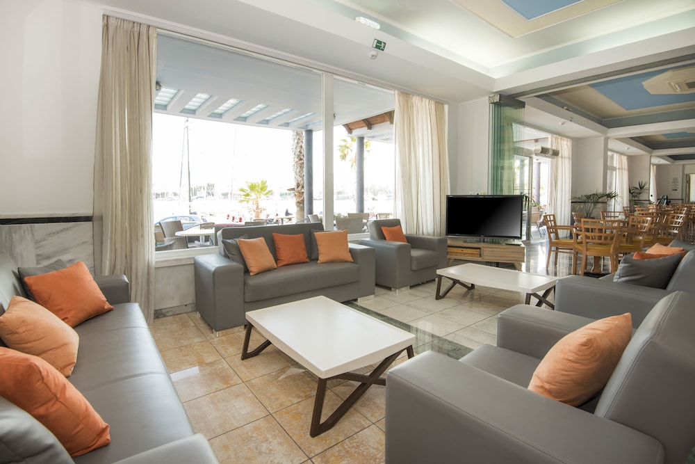 Kosta Palace City Hotel 138/157