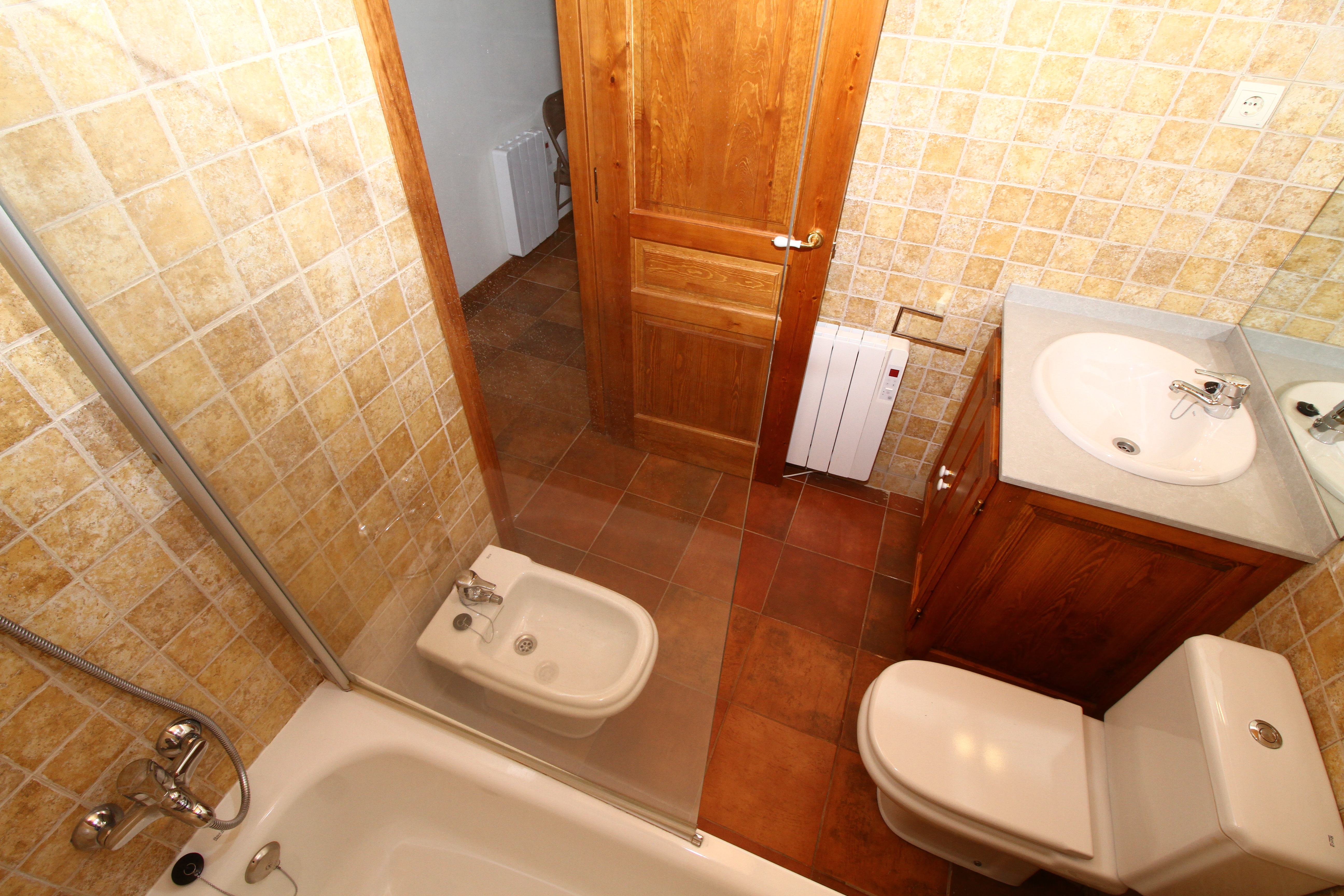 Sno Apartamentos Mont Romies Unhola 23/24