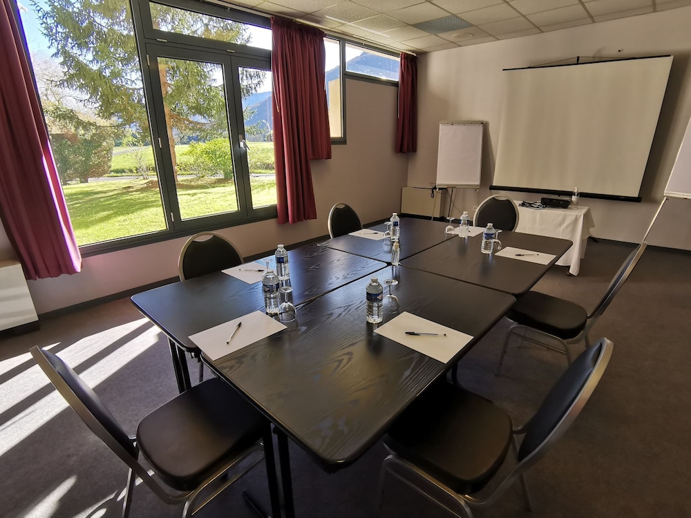HOTEL LE VIEUX LOGIS 24/34