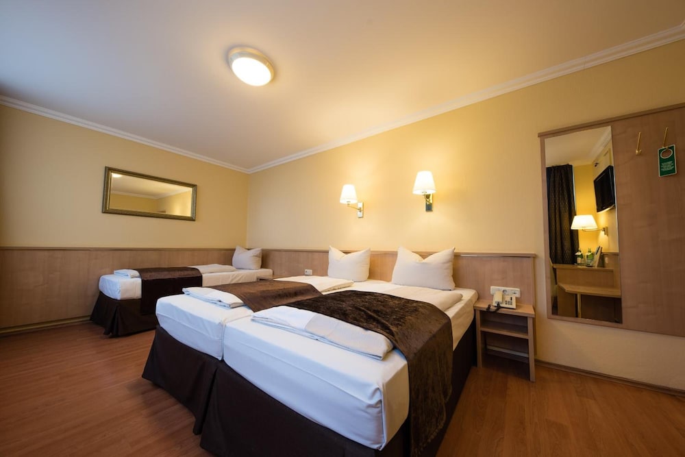 Hotel Royal 5/38