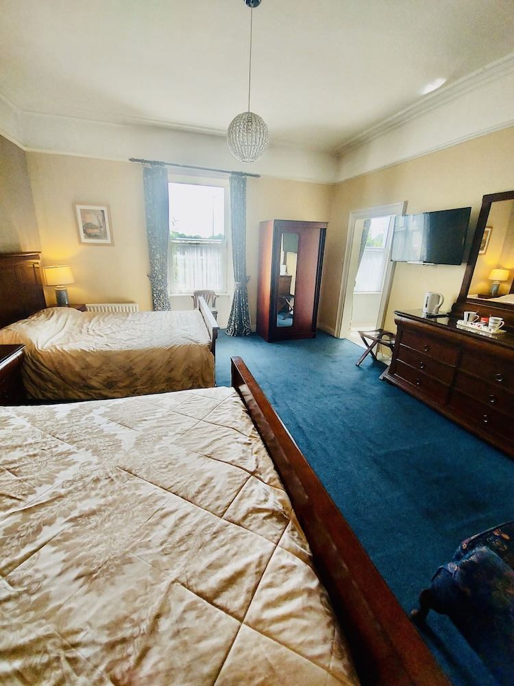 Belvedere Lodge - B&B 25/67