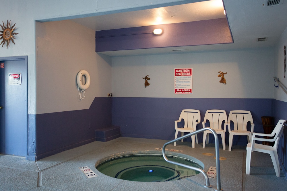 swimming pool spa