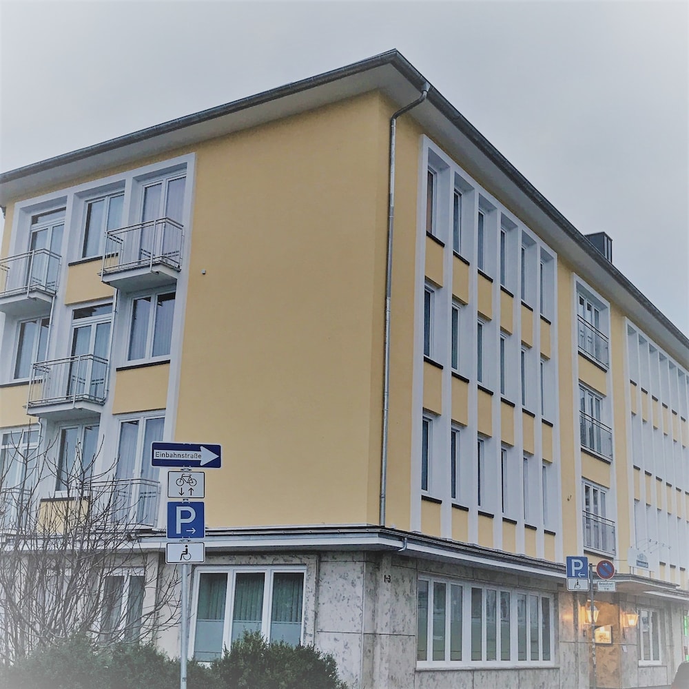 Parkhotel Friedrichstrasse 2/42
