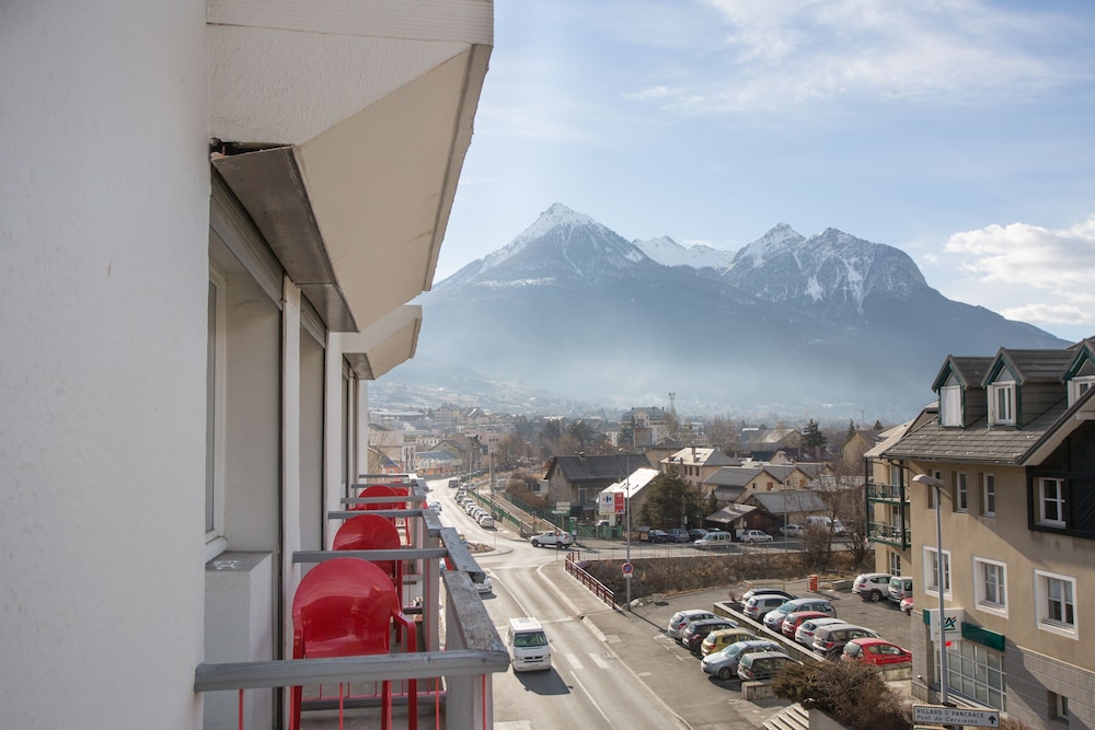 Hotel Vauban Briancon 38/50