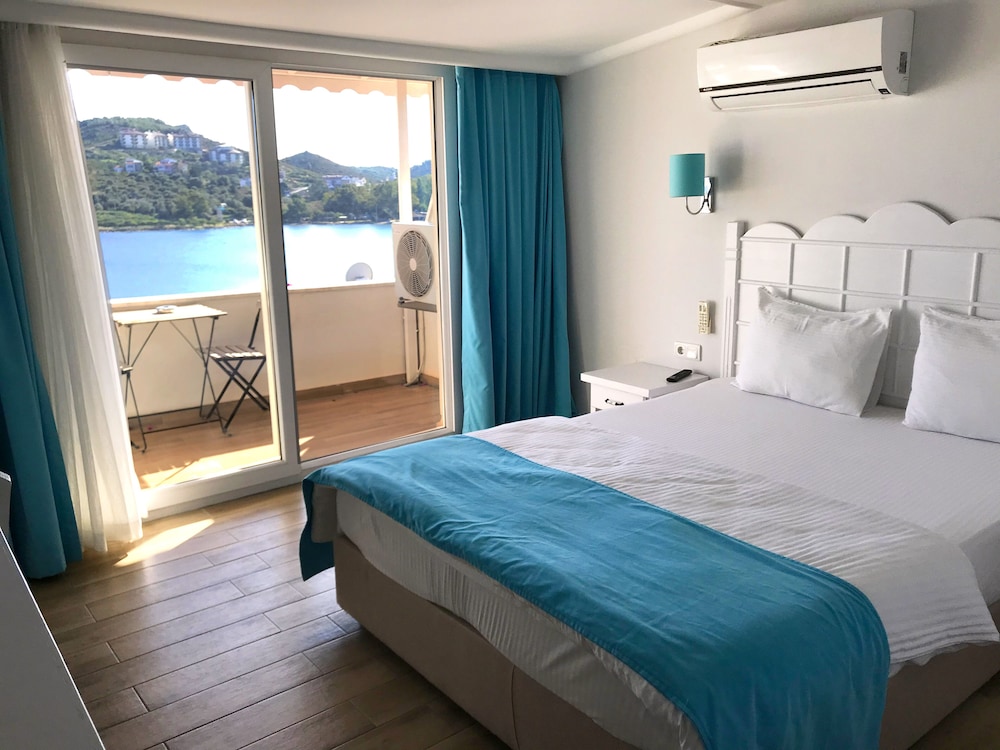 Bora Hotel 23/49