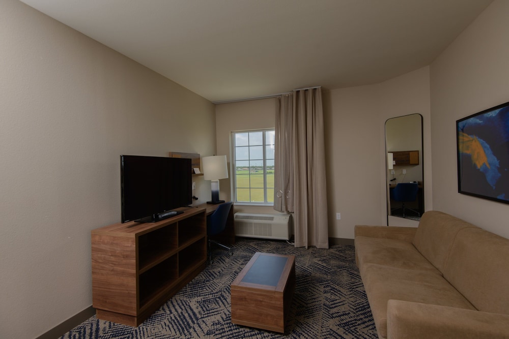 Candlewood Suites Corpus Christi - Portland 32/46