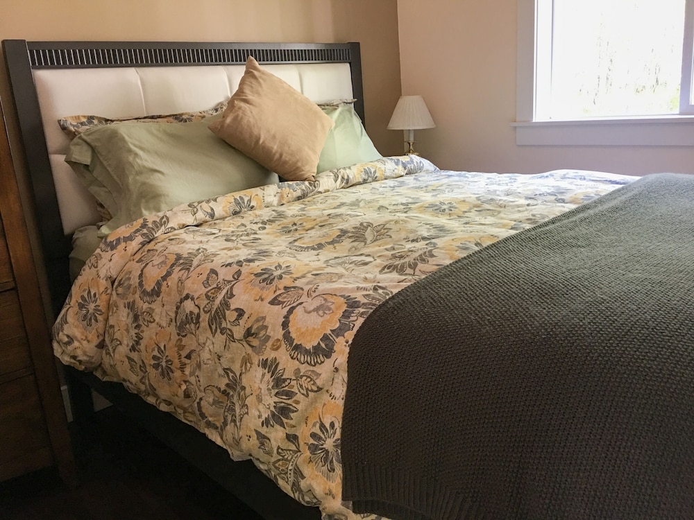Talkeetnas Mount Dall House 4/17