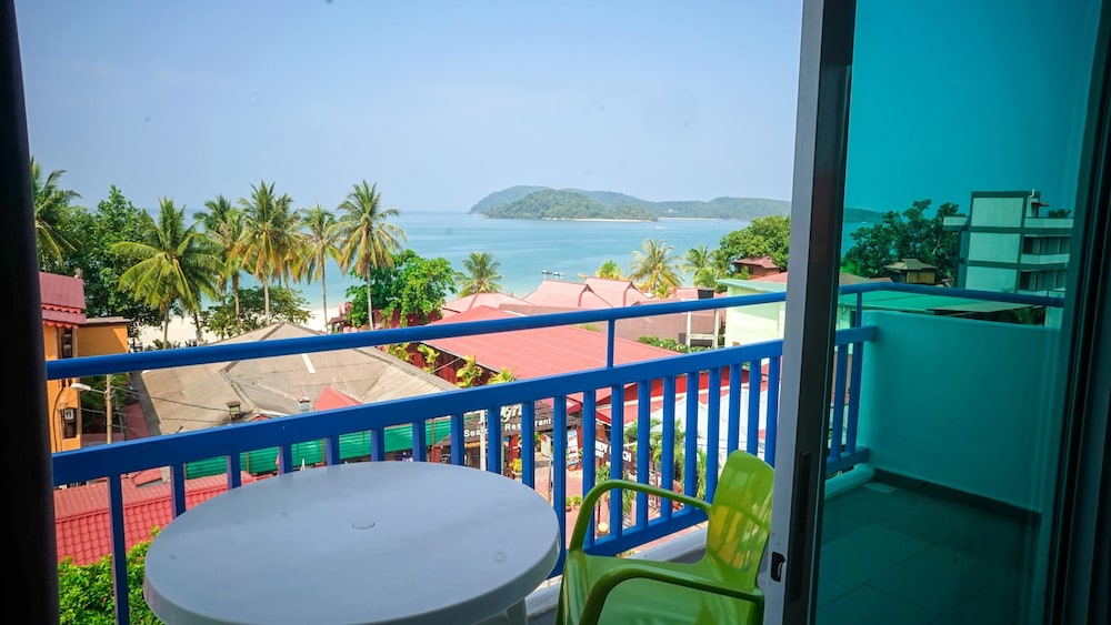 Royal Agate Beach Resort 5/64