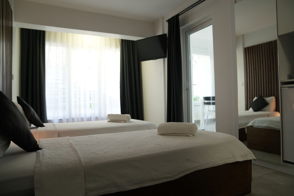 EXEN HOTEL 15/50