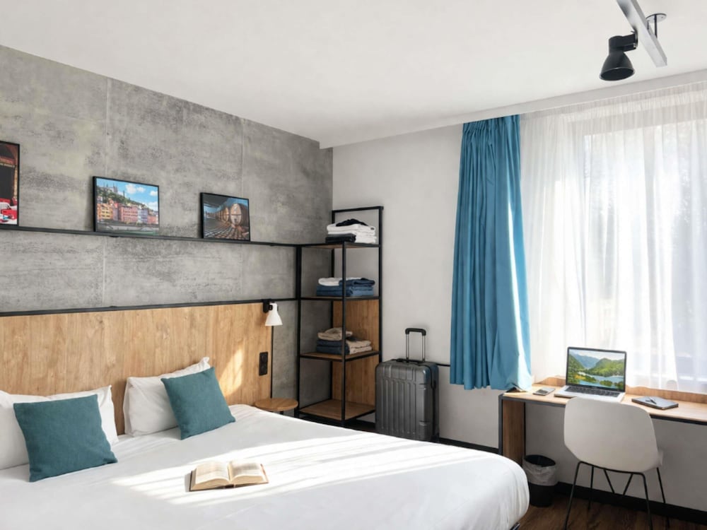 ibis Lyon Sud Oullins (Ex Hotel Campanile LYON SUD - Oullins) 24/78