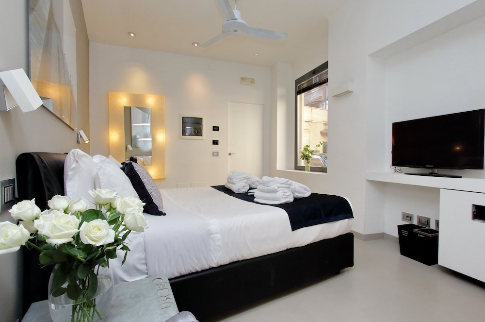 Urben Suites Apartments Design 16/42