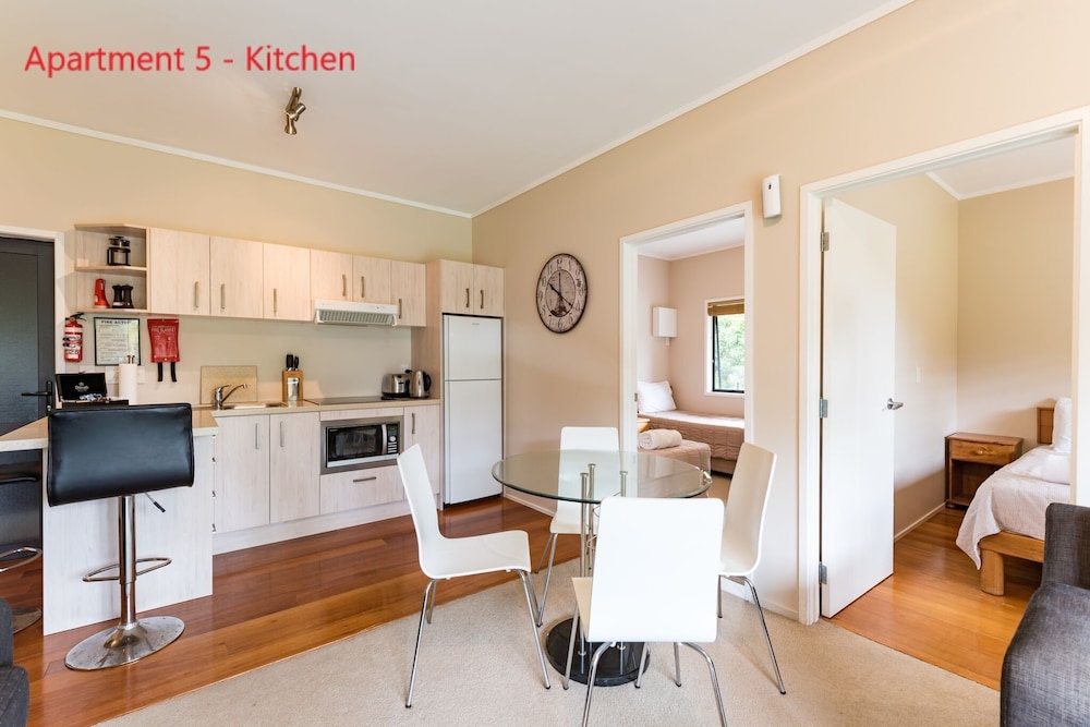 Bay of Islands Holiday Apartments 16/50