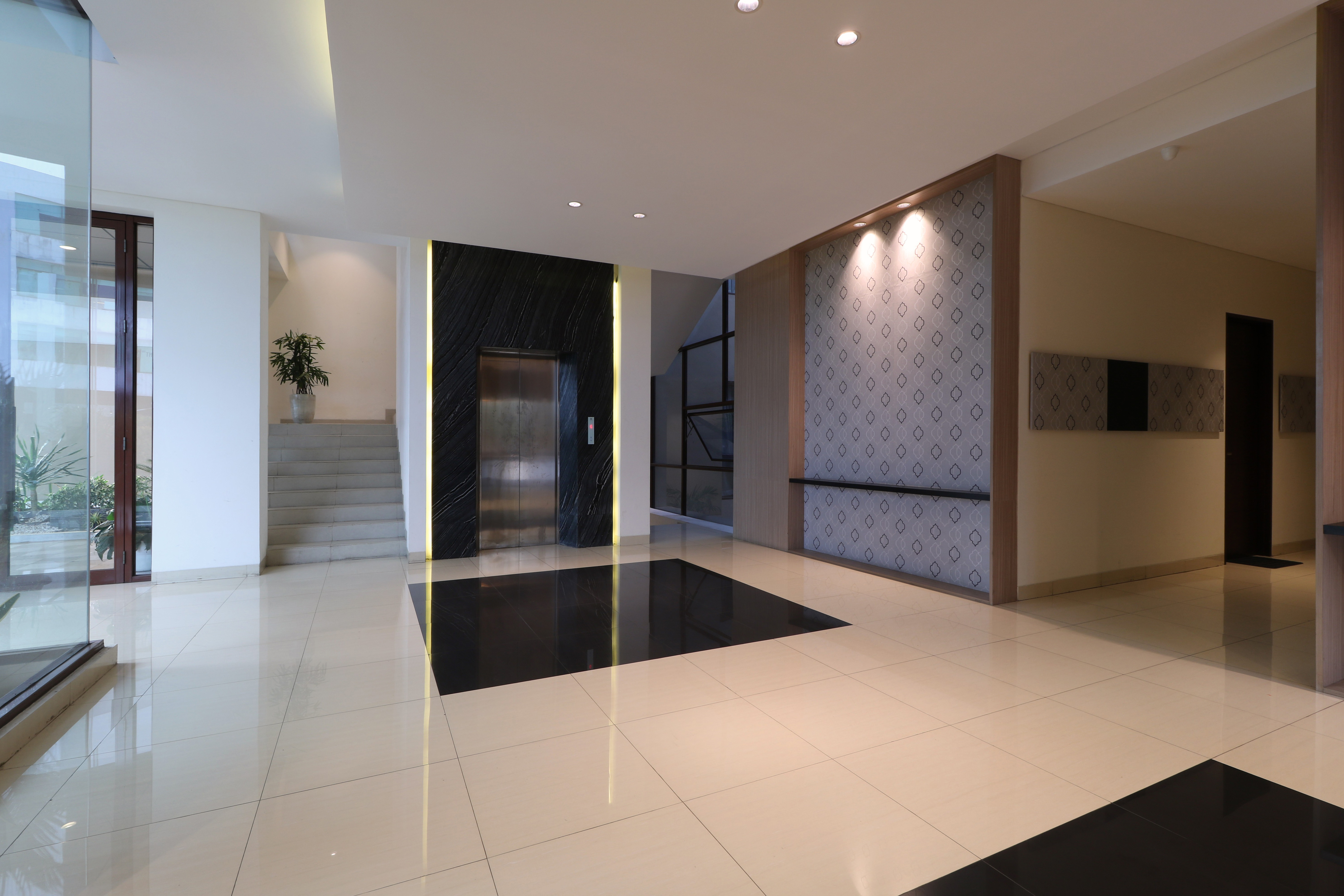 Plaza 54 Residence 9/54