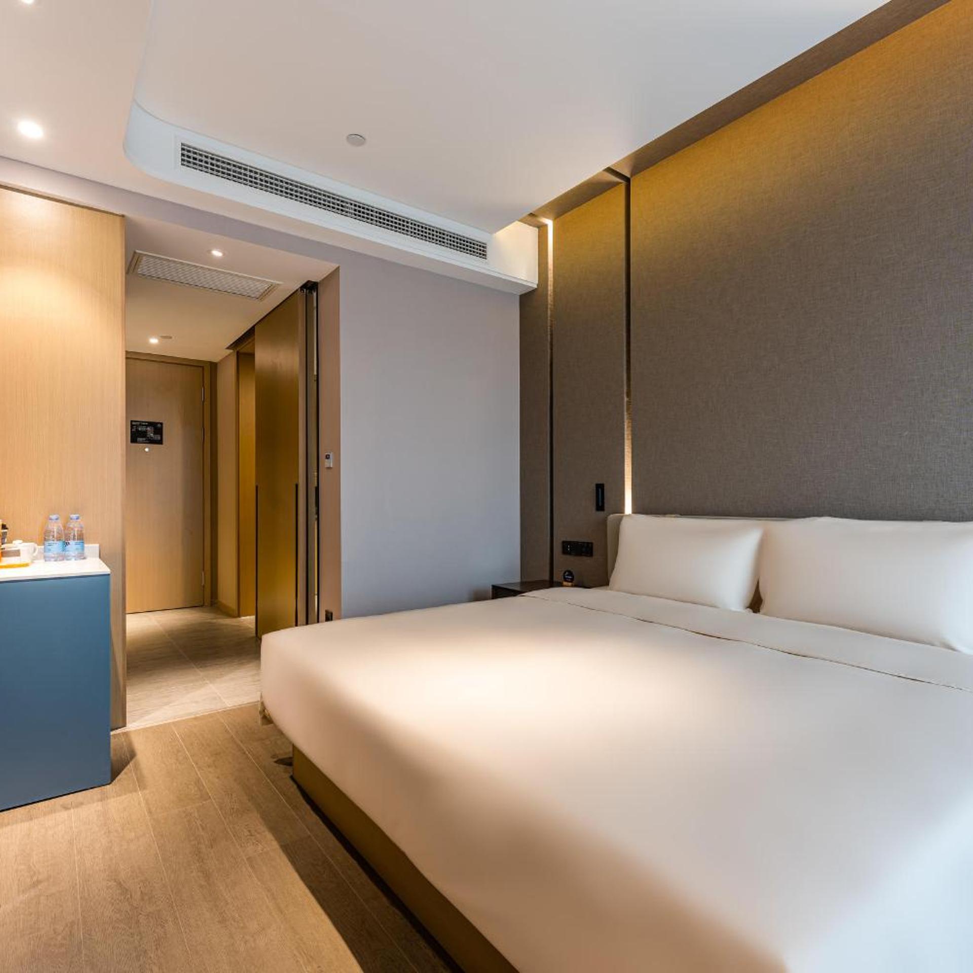 Hangzhou West Lake Science and Technology Park Atour Hotel 24/56