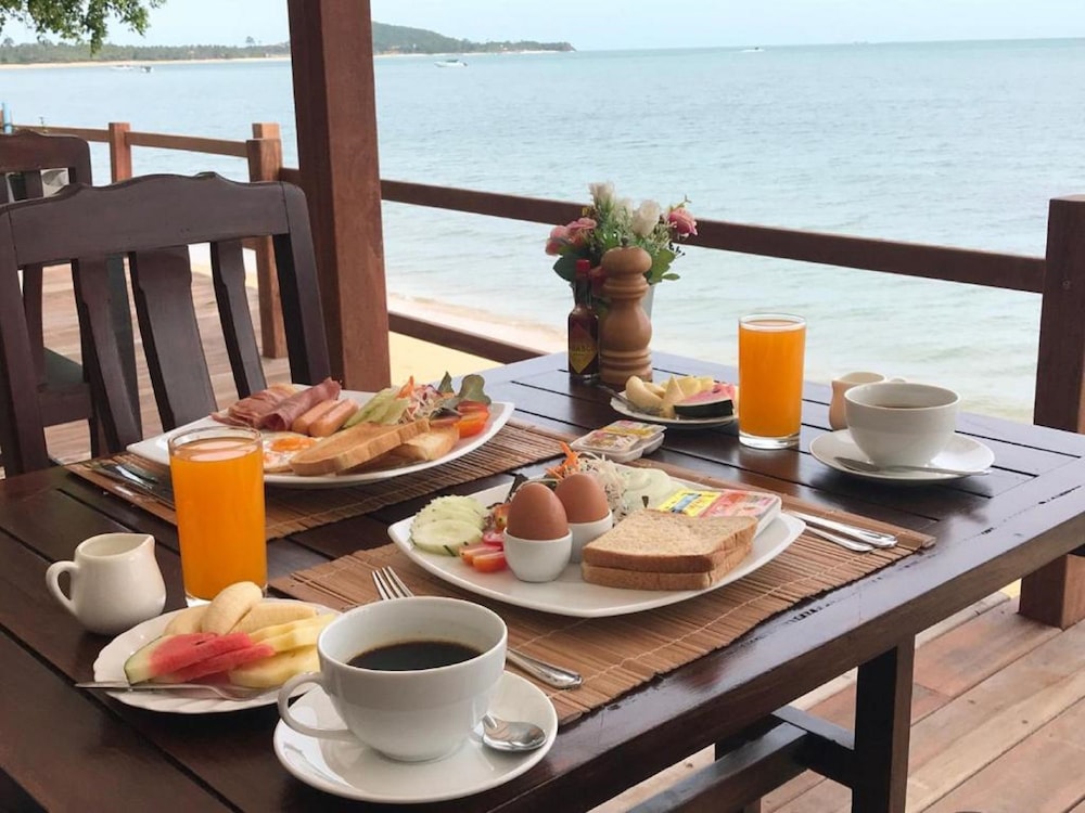 Adarin Beach Resort (ex New Lapaz Villa) 43/65