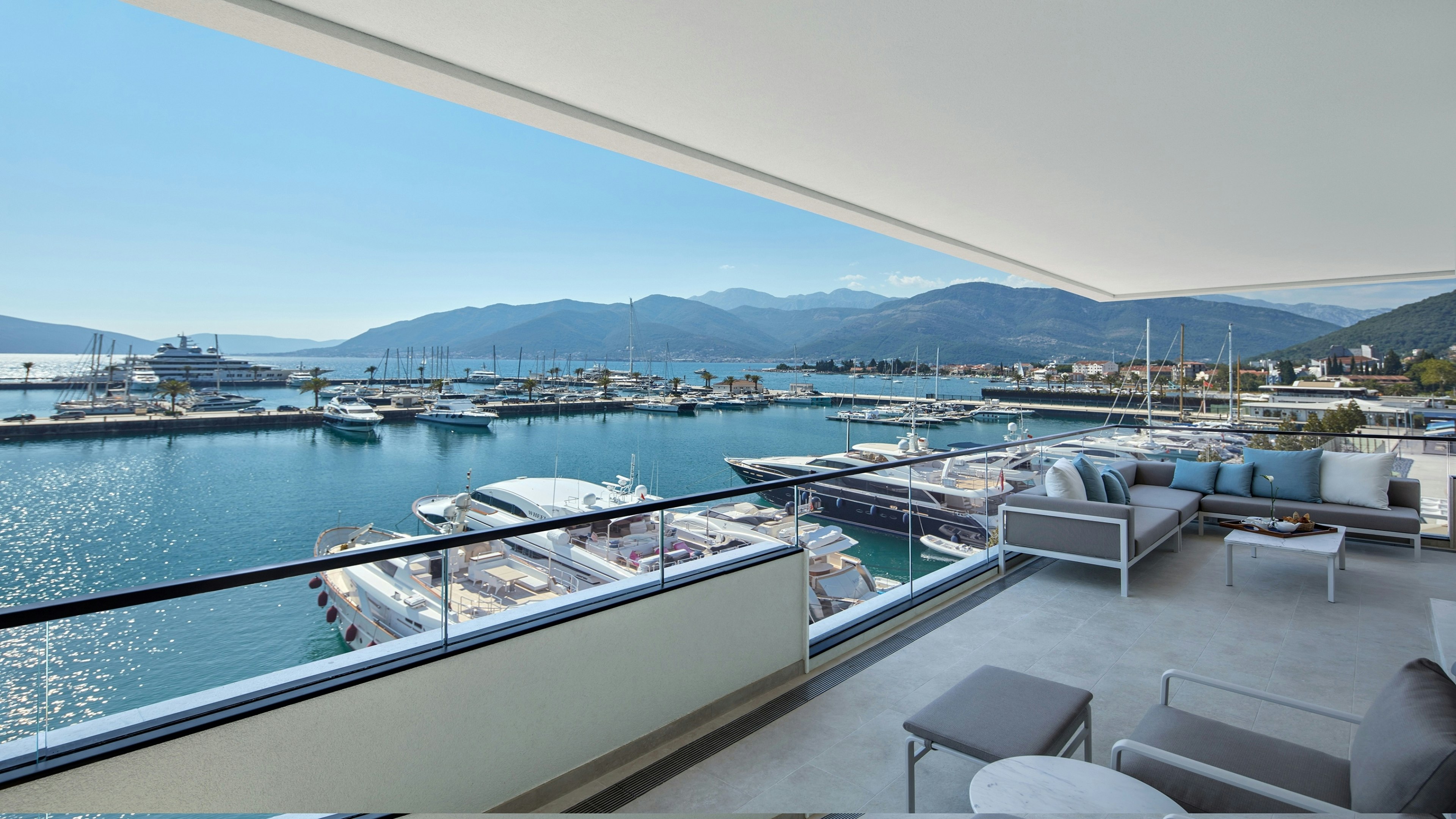 Regent Porto Montenegro Hotel 28/50