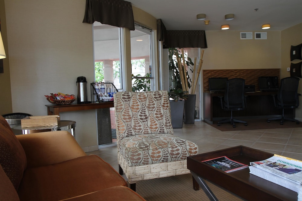 Best Western Plus Suites Hotel Coronado Island 28/36