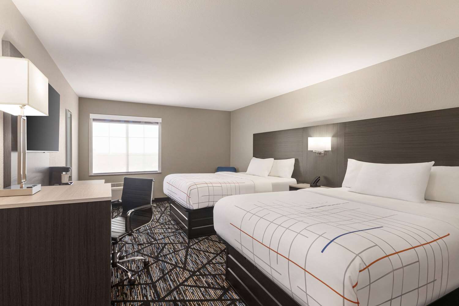 La Quinta Inn & Suites by Wyndham San Antonio N Stone Oak 7/24