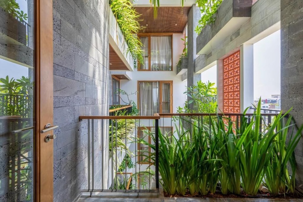 Bonny Boutique Hotel Da Nang 44/50