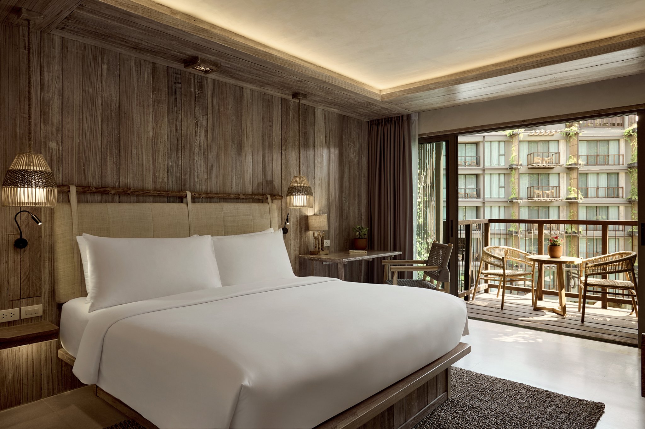 Premium, King Bed, Pool View
