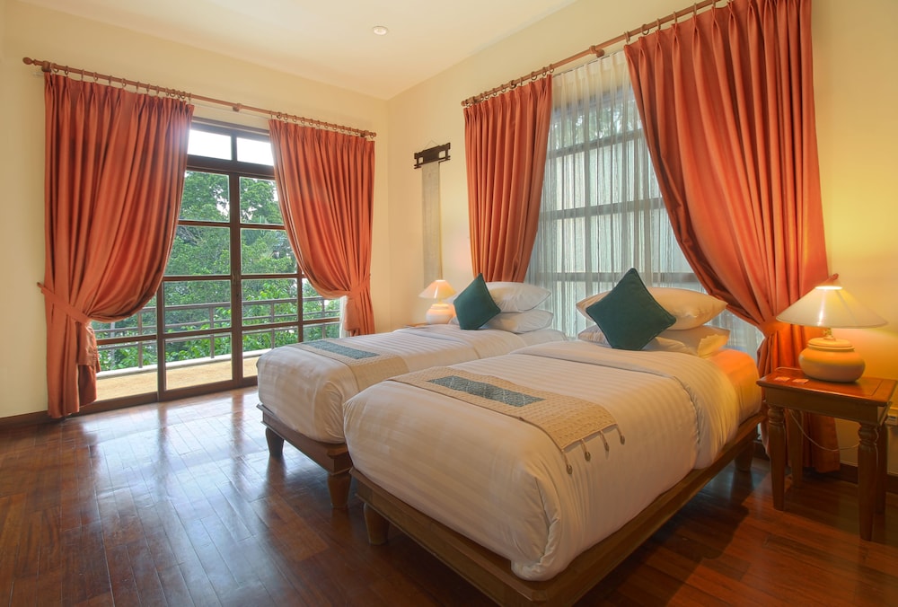 Indra Maya Pool Villas 16/72