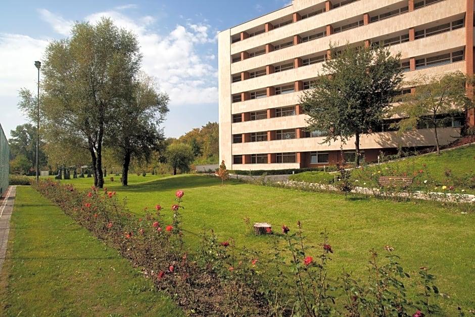 Spa Hotel Hissar 46/50