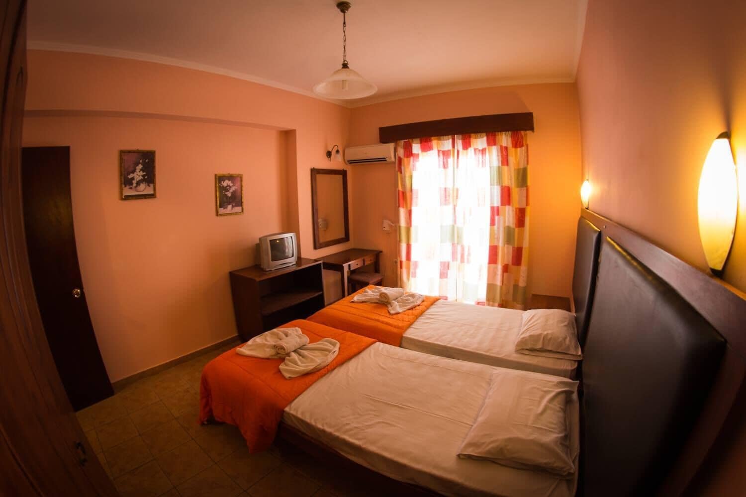 ECONOMY, DOUBLE BED