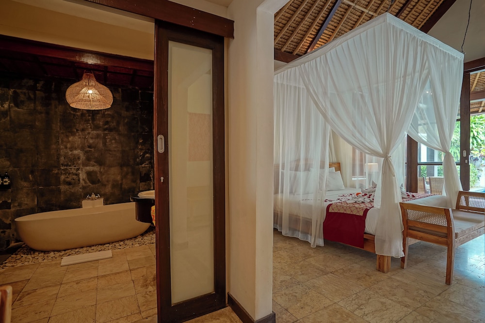 Pertiwi Resort Spa 60/87