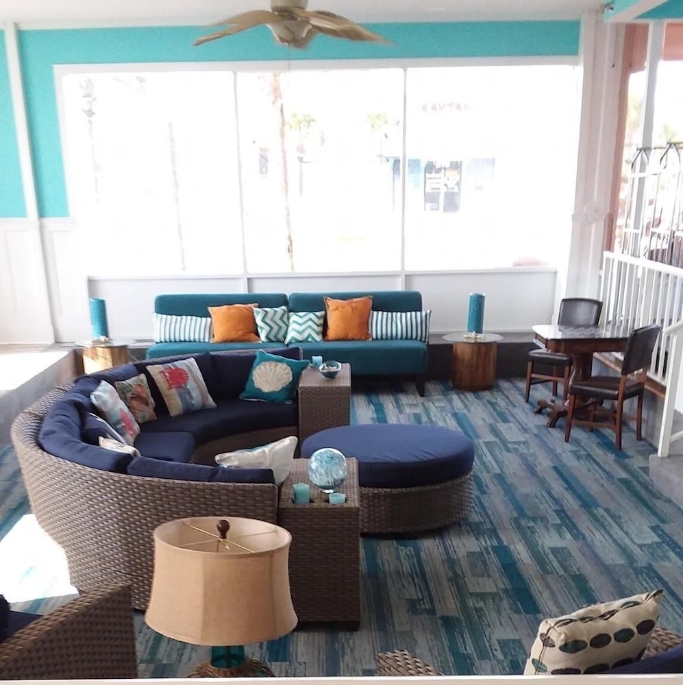 Fountain Beach Resort 28/36