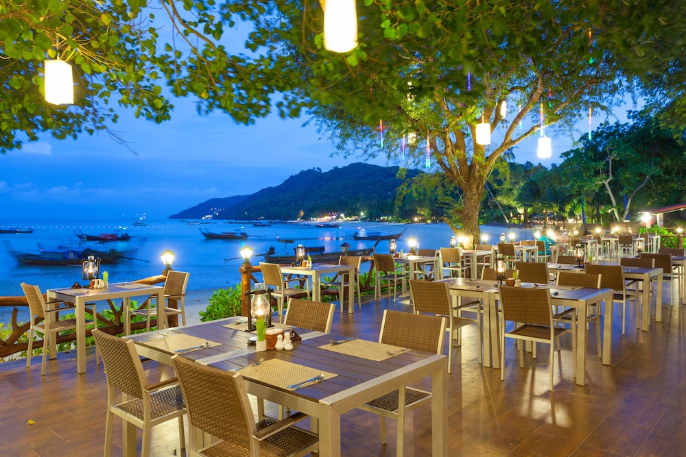 Phi Phi Natural Resort 56/74