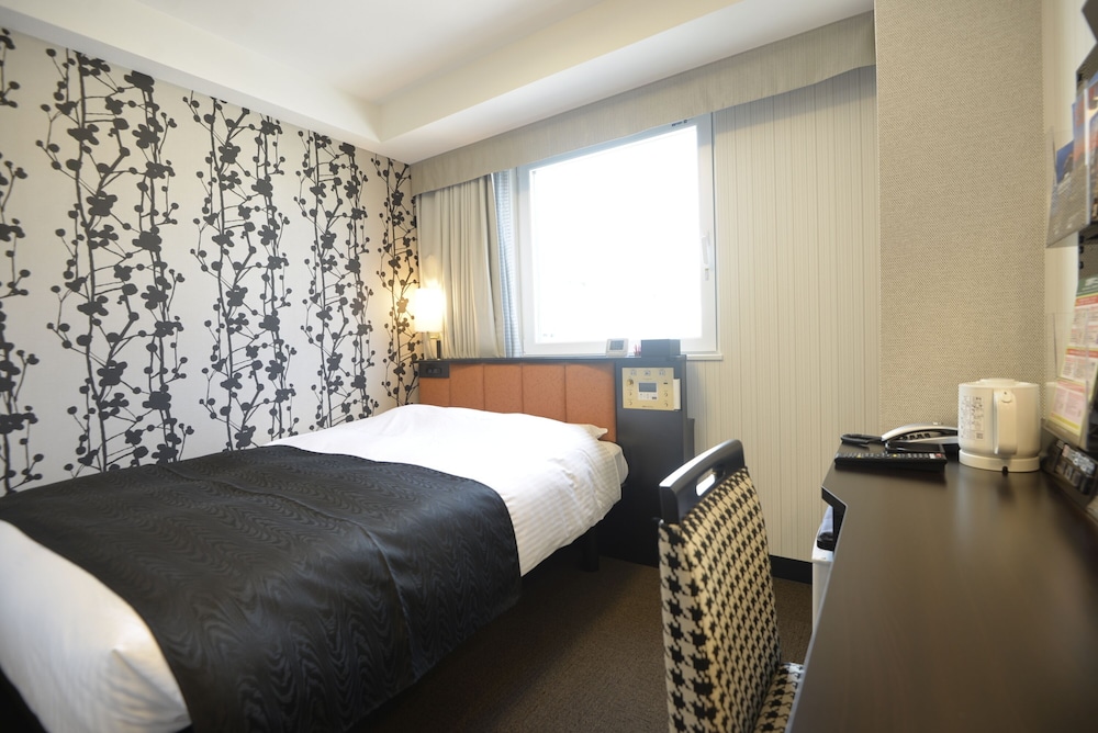 Room, Single, Double Bed, East Wing