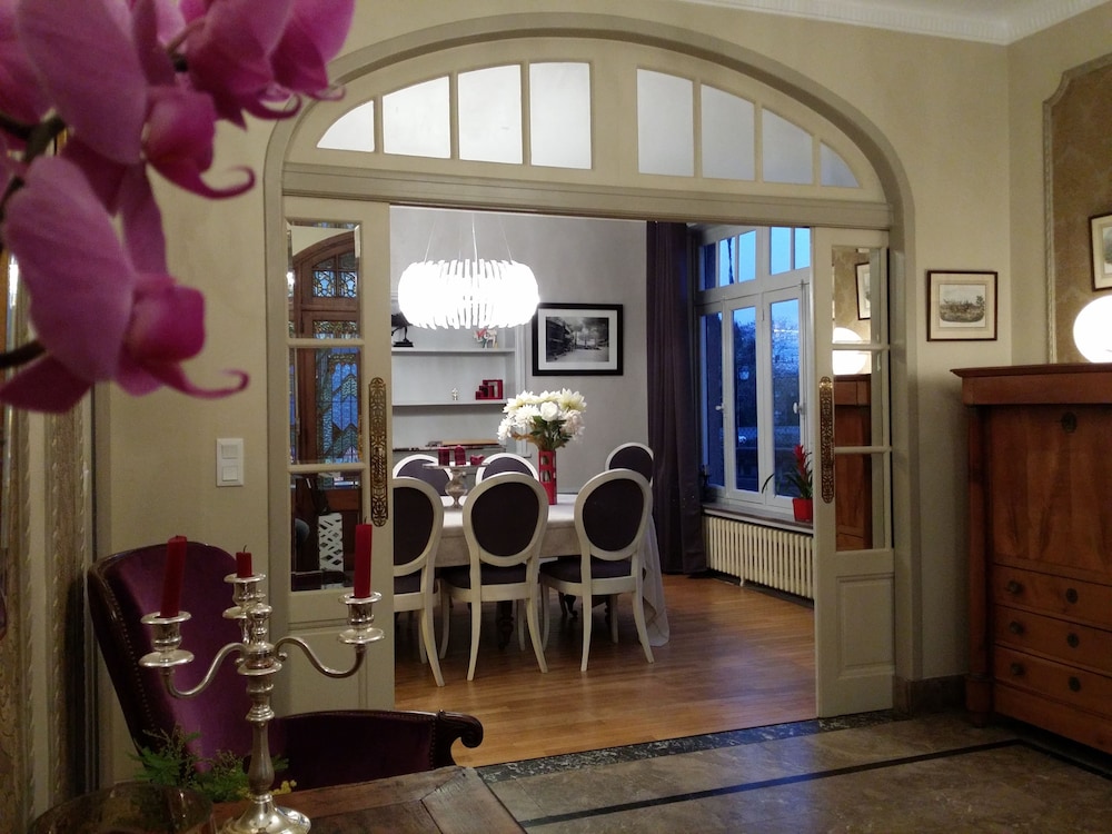 Castel Bayeux Guesthouse 24/50