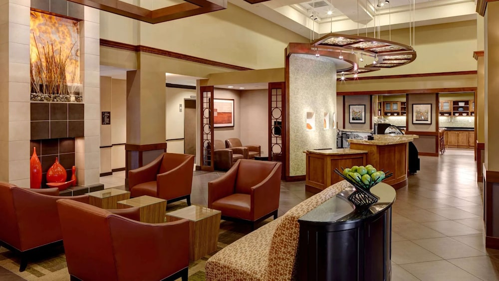Hyatt Place Tucson Airport 16/30