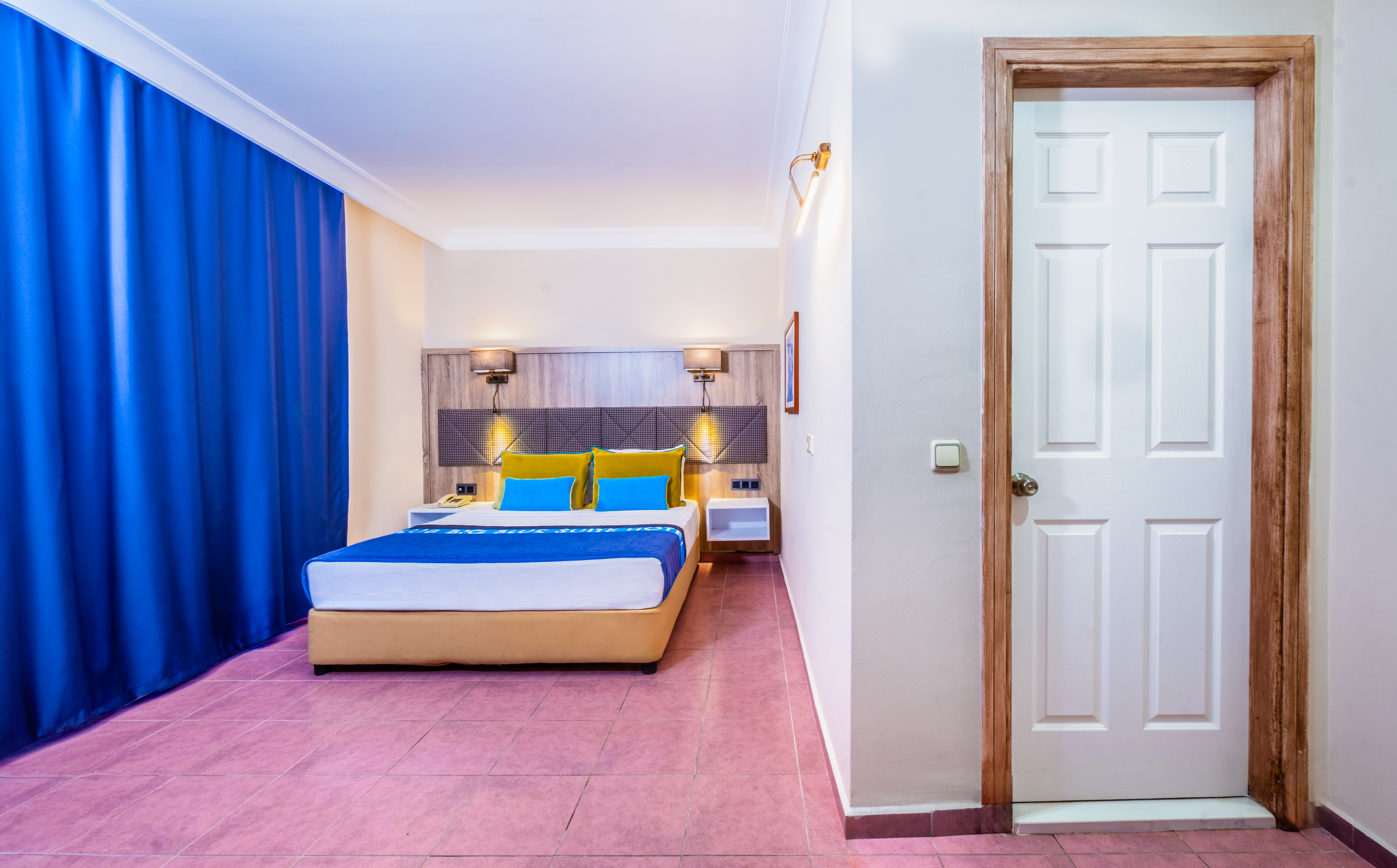 Club Big Blue Suite Hotel 16/50