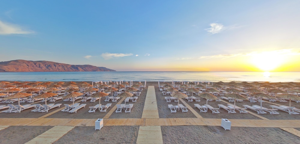 Anemos Luxury Grand Resort 150/153