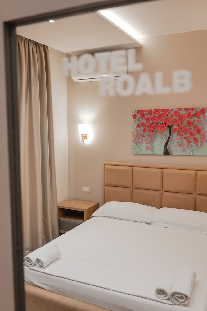 Hotel Roalb 20/28