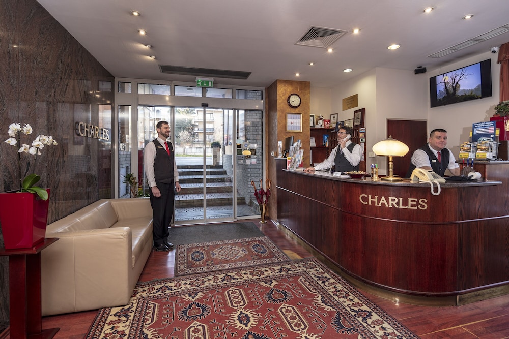 Hotel Charles 9/67